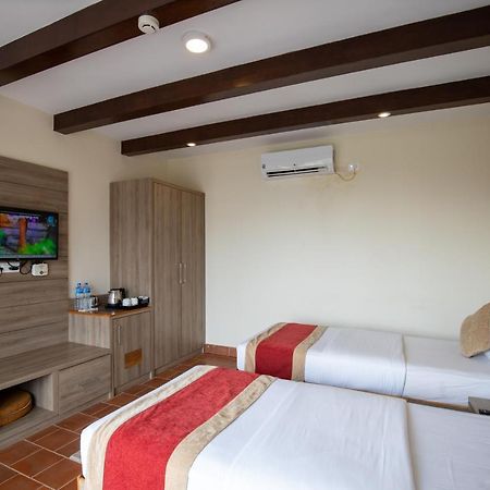 Gateway Himalaya Resort Ghanpokhara Exterior foto